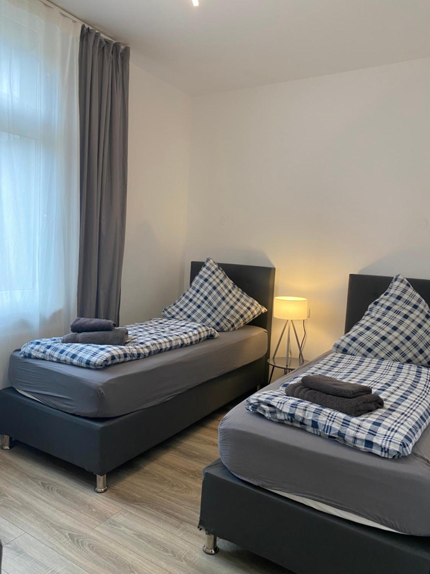Apartments - Free Parking - Wifi - Kitchen Essen Kültér fotó