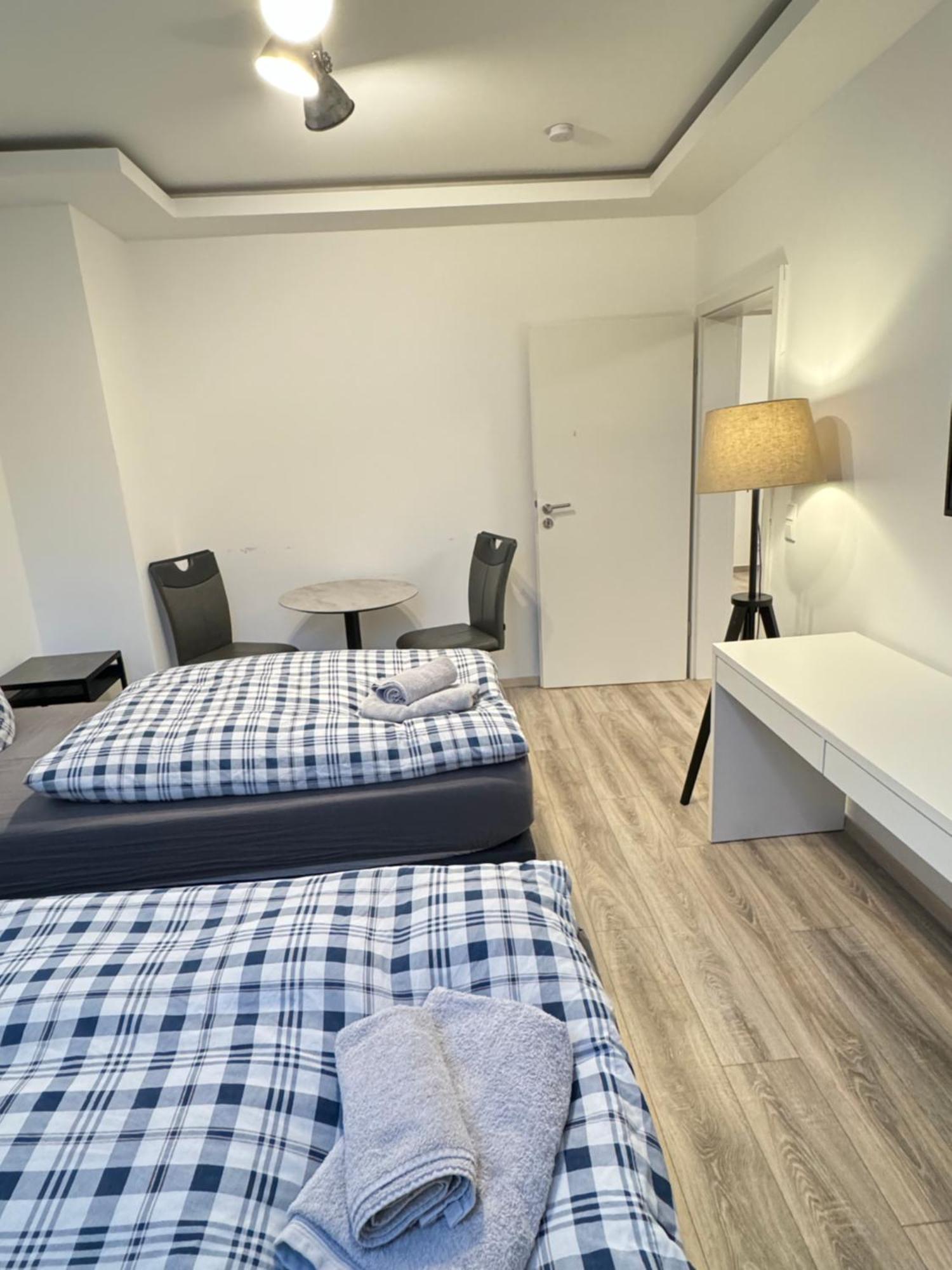 Apartments - Free Parking - Wifi - Kitchen Essen Kültér fotó