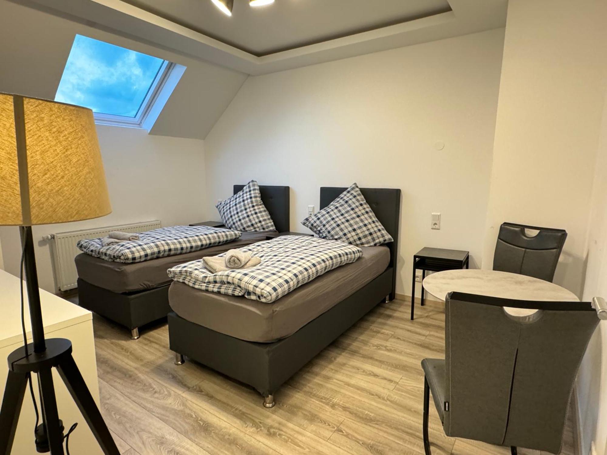 Apartments - Free Parking - Wifi - Kitchen Essen Kültér fotó